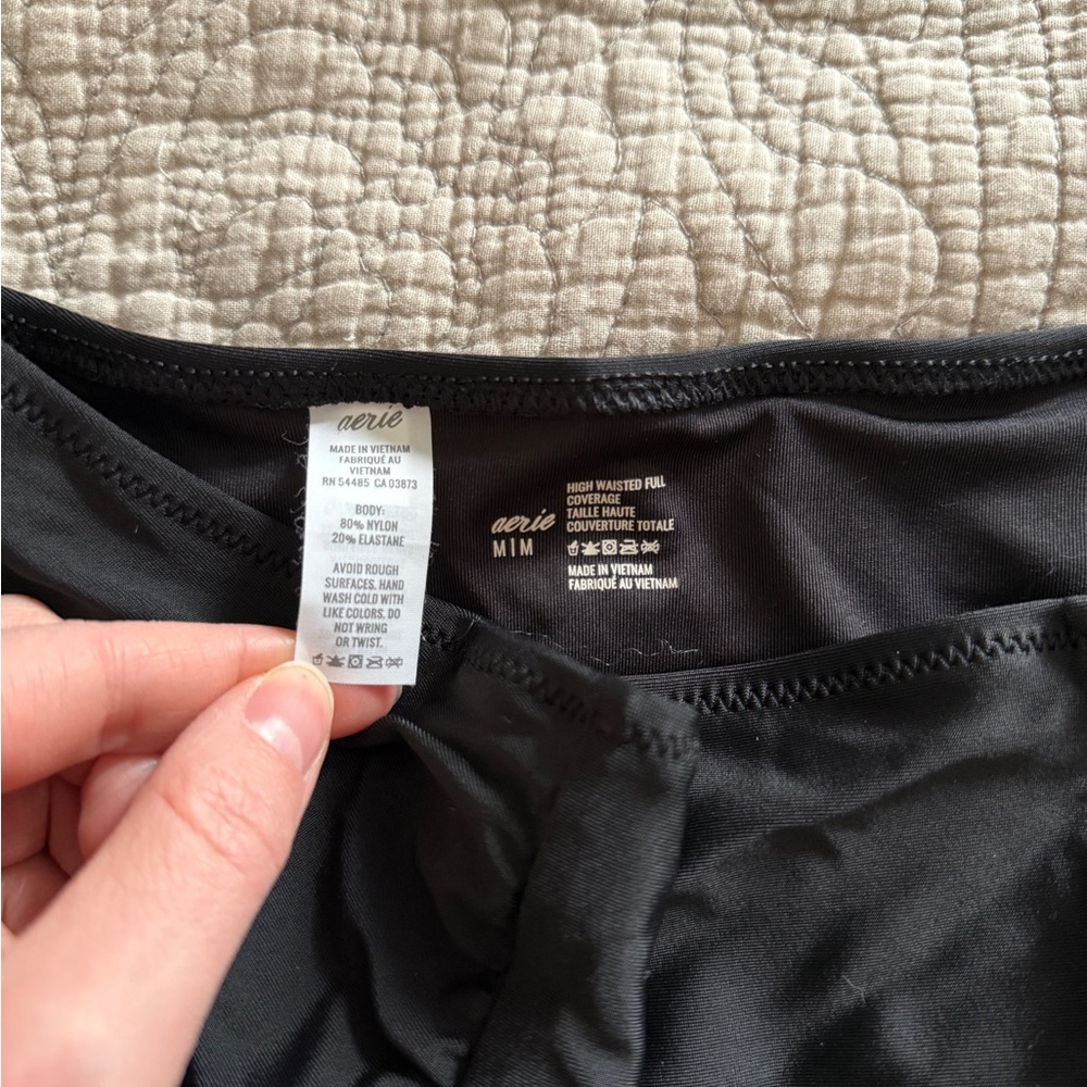 Black high waisted aerie bikini bottoms - Picture 3 of 3